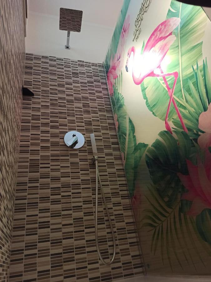 Suite Maison Tropical - Luxury Apartment In Bari Dış mekan fotoğraf